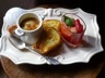 Café gourmand : Verrine de garriguettes ananas pain perdu crème caramel beurre salé