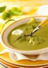 Soupe aux brocolis crème au thym et citrons verts
