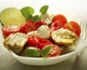 Salade d'artichaut de tomates et de mozzarella